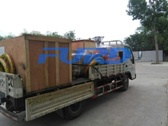 福瑞德機械小型灌縫機，手扶壓路機，灌縫膠及時發(fā)貨