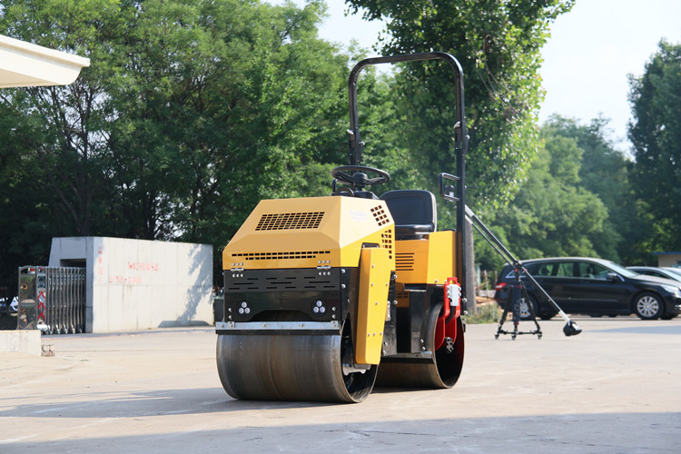 “明星款”小型壓路機(jī)，讓大家的選擇不再“迷路”！